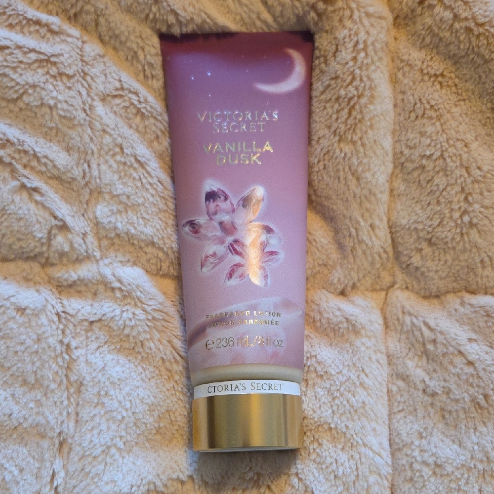 Victoria's Secret Vanilla Dusk Lotion